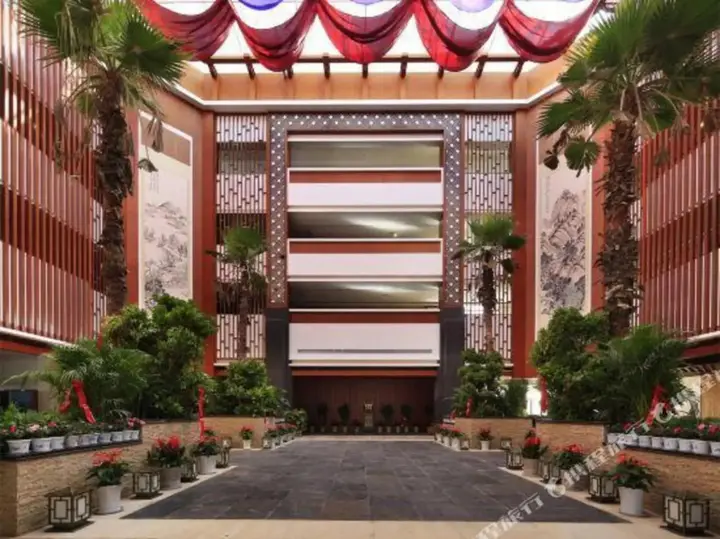 Хуанган: Sanlifan Hotspring Resort Hotel