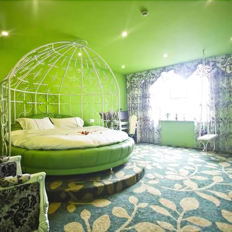 Сянси: Xiaotian'e Themed Hotel