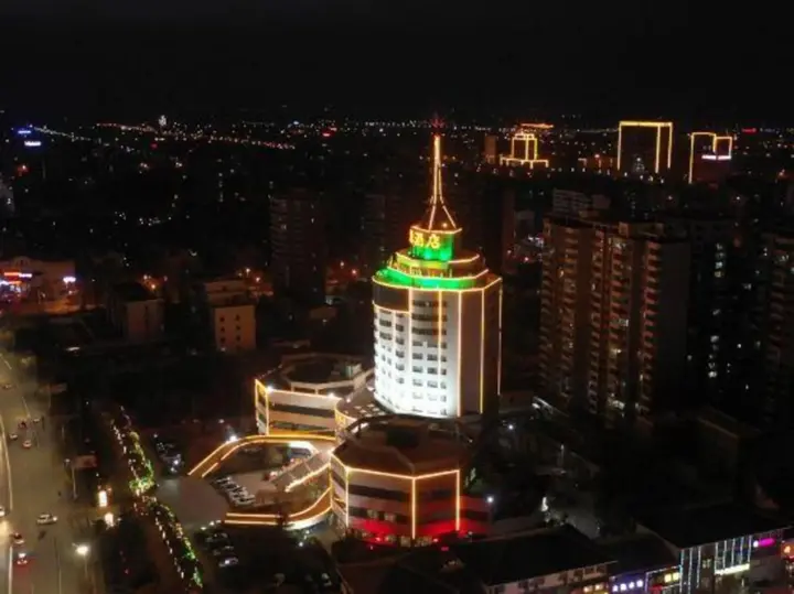 Цзинин: Sheng Yuan Hotel