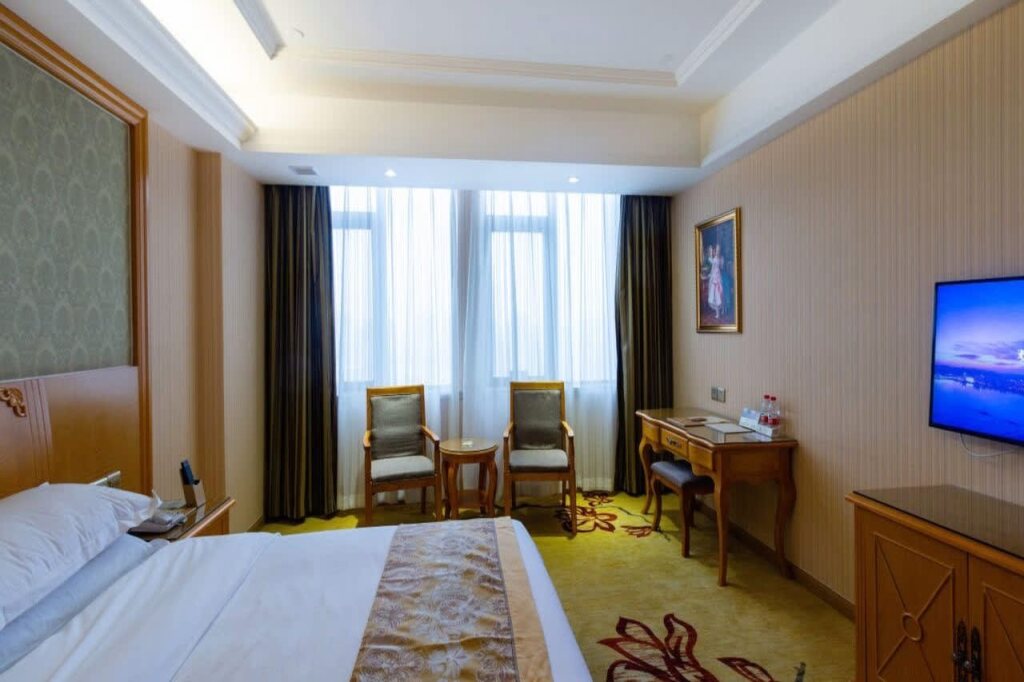 Vienna 3 Best Hotel (Nanchang Qingshan Lake High-tech) — фото 1