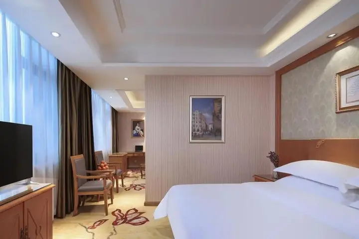 Наньчан: Vienna 3 Best Hotel (Nanchang Qingshan Lake High-tech)