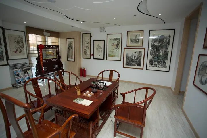 Яньтай: Yantai Dexin International Hotel