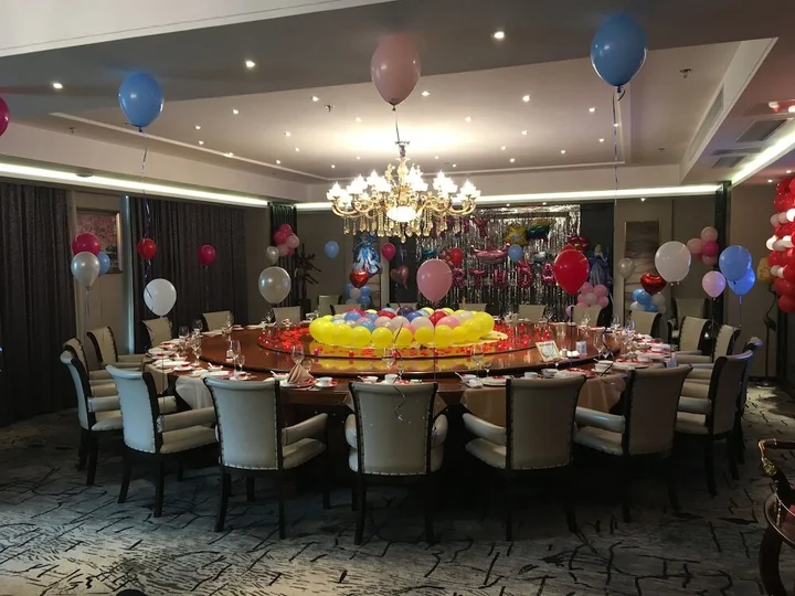 Яньтай: Yantai Dexin International Hotel