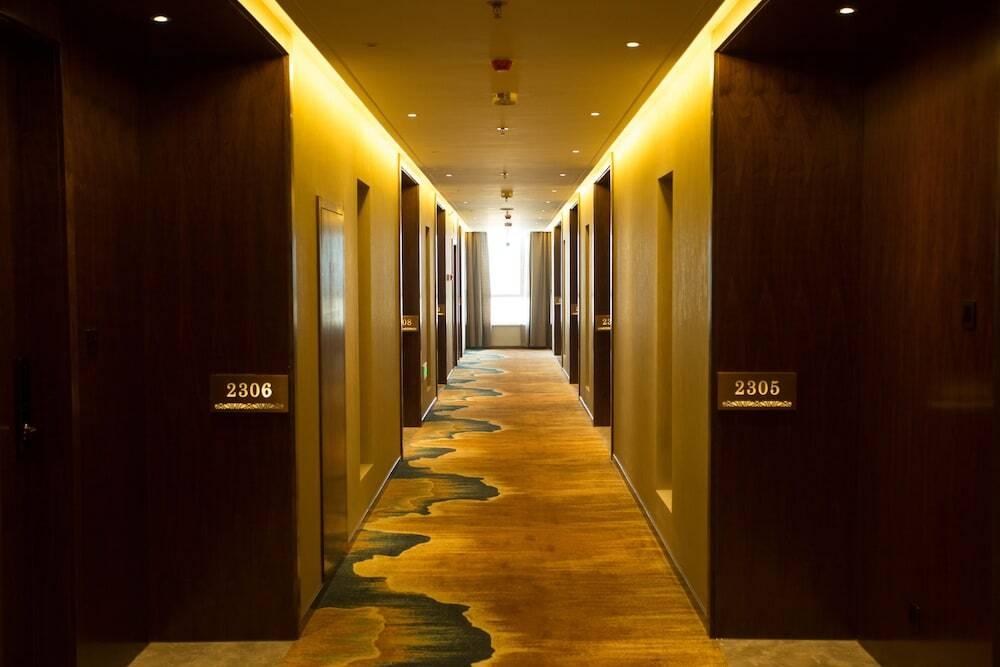 Яньтай: Yantai Dexin International Hotel