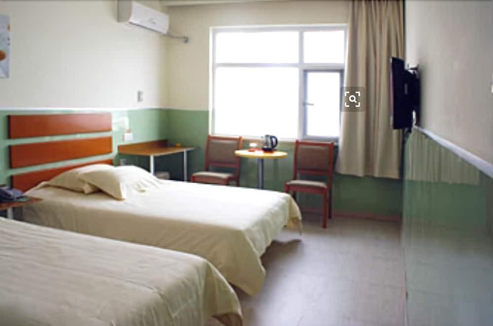 Чанша: Lisi Express Hotel Changsha Wuyi Square