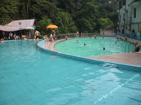 Чжаоцин: Dinghu Summer Resort