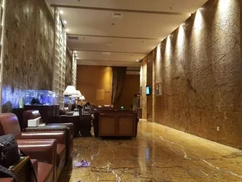 Пекин: Blossom Seasons Club