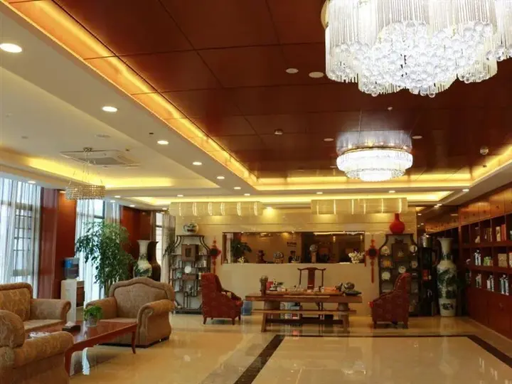 Чжаотун: Qingtian Boutique Hotel (Zhaotong Fengxia Road)