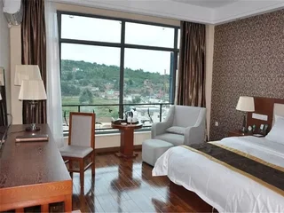 Чжаотун: Qingtian Boutique Hotel (Zhaotong Fengxia Road)