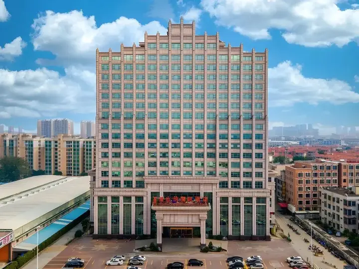 Чжуншань: Vienna International Zhongshan North Station