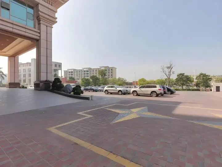 Чжуншань: Vienna International Zhongshan North Station
