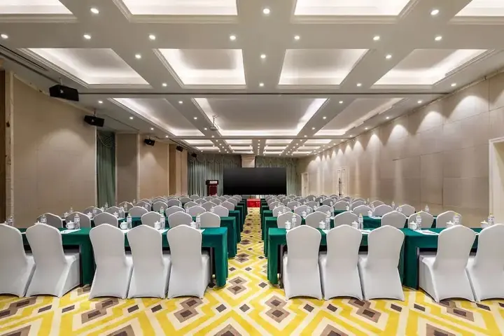 Наньнин: Ramada Encore Wyndham Nanning City Center