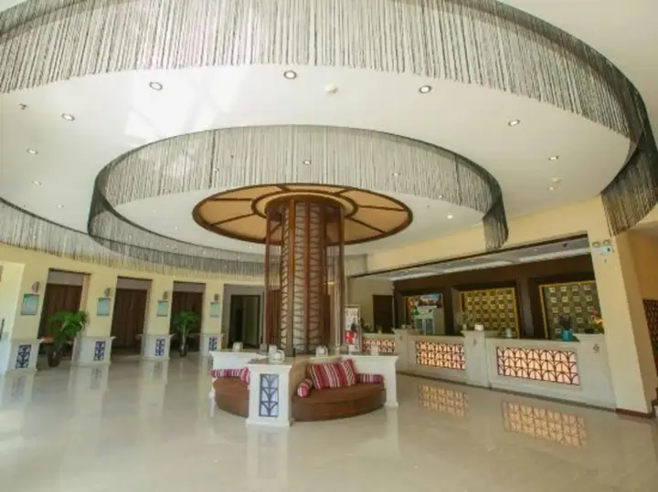 Xianshan Liuyun Holiday Hotel — фото 4