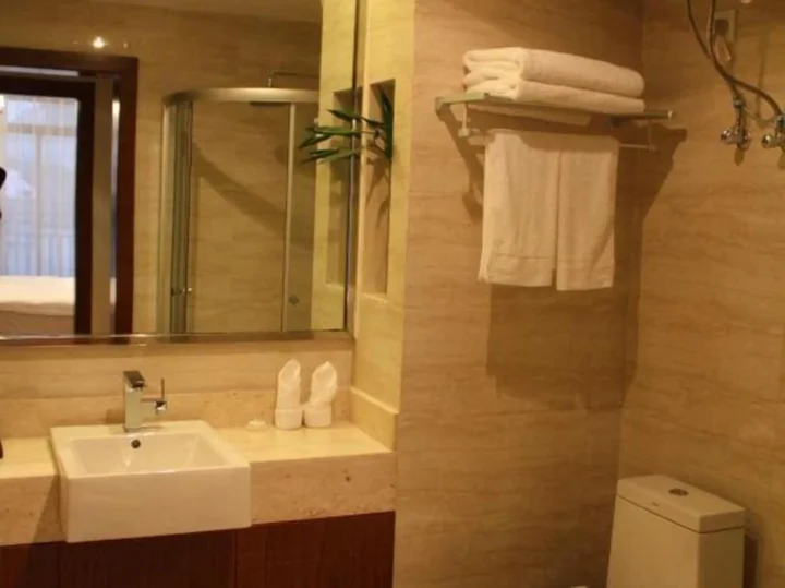 Чунцин: Xianshan Liuyun Holiday Hotel