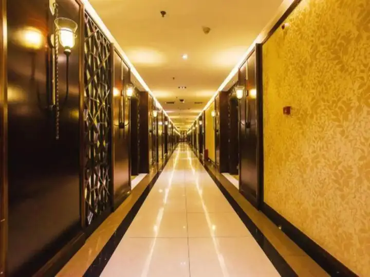 Shenlong New World Hotel — фото 5