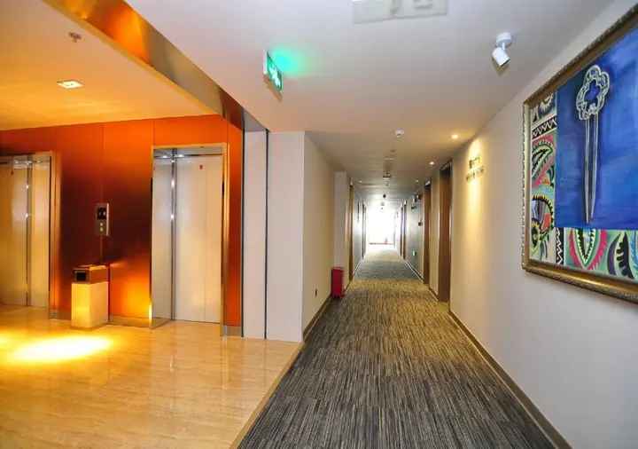 Куньмин: Microtel by Wyndham Kunming City Center