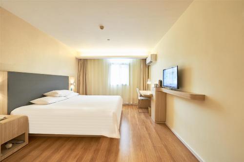 Ляньюньган: Hanting Hotel Lianyungang Suning Plaza