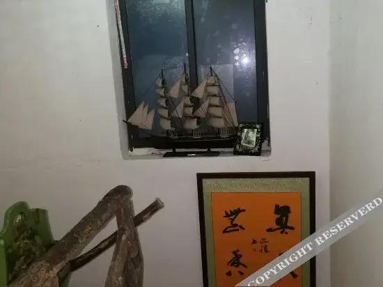 Мую: Yinju Xiangxi Inn