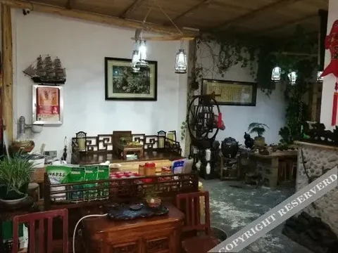 Мую: Yinju Xiangxi Inn