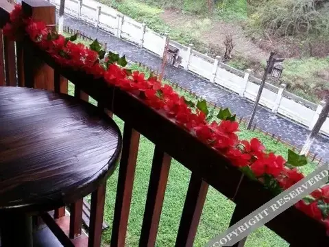 Мую: Yinju Xiangxi Inn