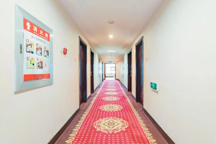 Чжанцзякоу: Yinghao International Hotel