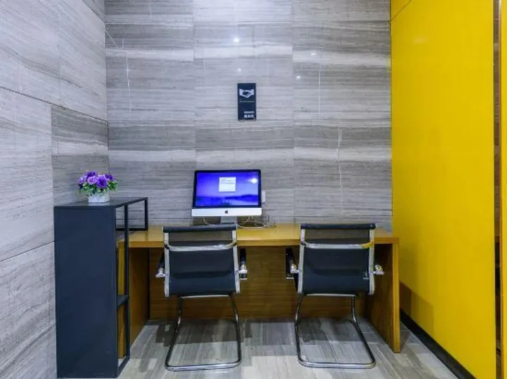 Далян: Yeste Hotel (Nanning Wuming)