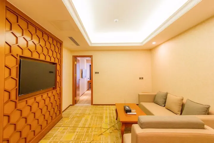 Гуйлинь: Guilin Manhattan Hotel North Station