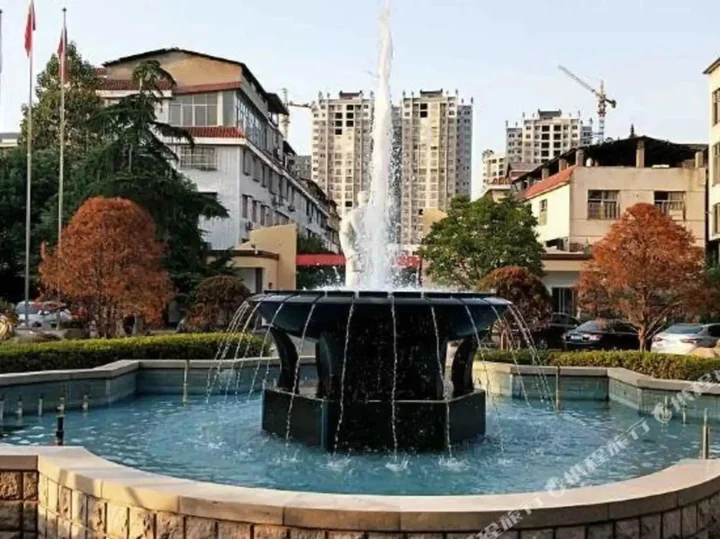 Юнчжоу: Liuzi Hotel