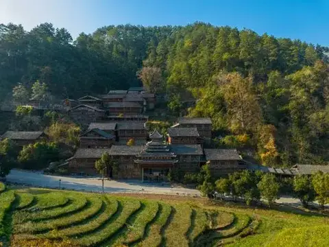 Jindang Palace Garden Resort Hotel (Liping Zhaoxing Dongzhai Branch) — фото 4
