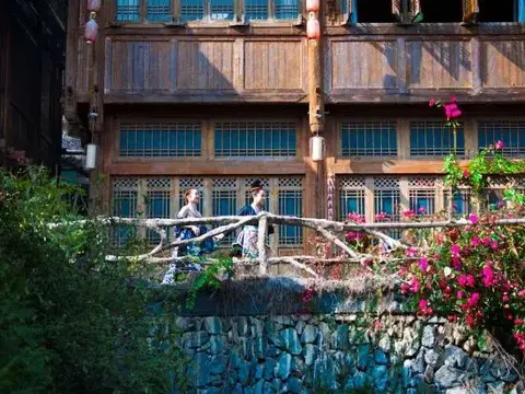 Чжаосин: Jindang Palace Garden Resort Hotel (Liping Zhaoxing Dongzhai Branch)