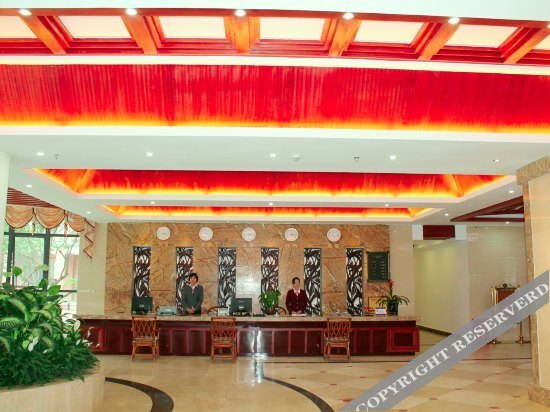 Ваньнин: 万宁新惠康假日酒店