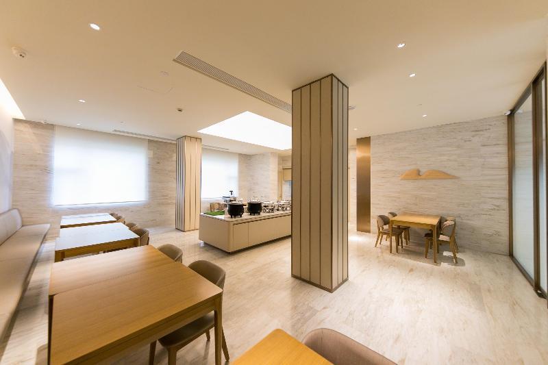 Шанхай: Ji Hotel (Shanghai Fengzhuang)