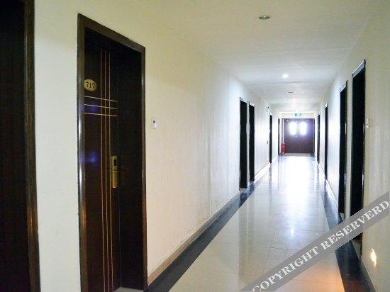 Лоян: Luoyang Yinhe Hotel (Railway Station)