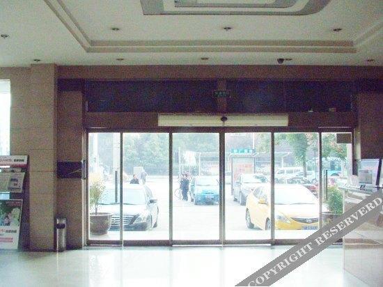 Лоян: Luoyang Yinhe Hotel (Railway Station)