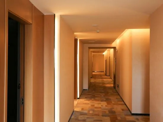 Ичан: Maple Hotel