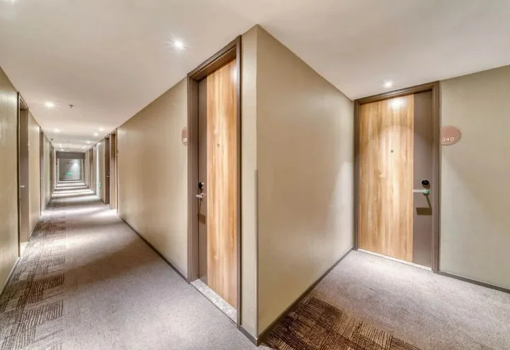 Ханчжоу: Mishe Hotel (Hangzhou Gudang Hefeng)