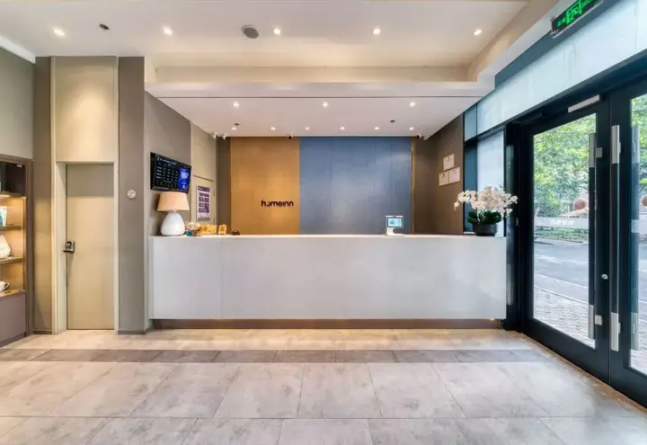Ханчжоу: Mishe Hotel (Hangzhou Gudang Hefeng)