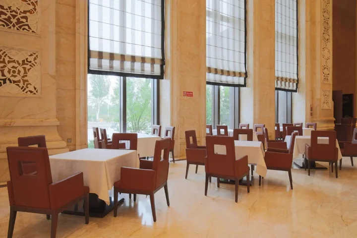 Паниин: Liaobin Paxton Vacances Hotel Panjin
