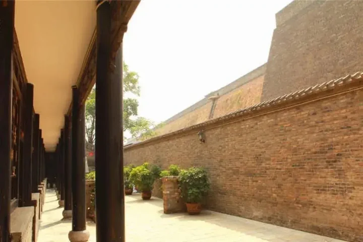 Цзиньчжун: Pingyao Yunlu Inn