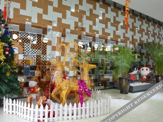 Чжэнчжоу: Longhu Tiantian Holiday Hotel