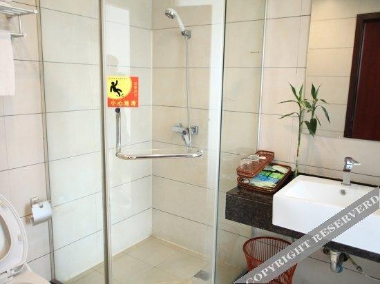 Йиян: Ruijia City Business Hotel