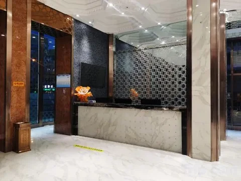 Хулун-Буир: ManzhouLi Biancheng (Zhongsu Jin Street Branch)
