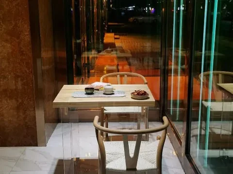 Хулун-Буир: ManzhouLi Biancheng (Zhongsu Jin Street Branch)