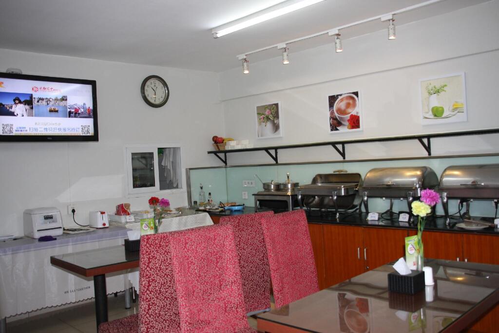 Лянфан: Elan Inn Langfang Jianshe North Road Gym