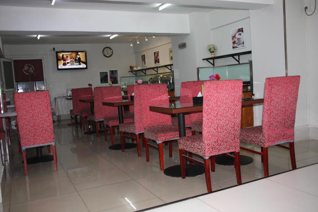 Лянфан: Elan Inn Langfang Jianshe North Road Gym