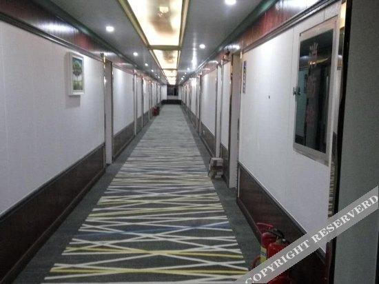 Баодин: Xinghua Hotel