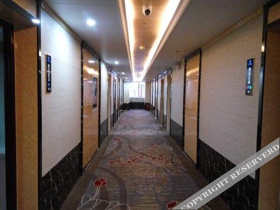 Баодин: Xinghua Hotel