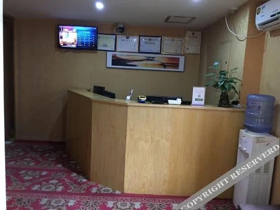 Наньнин: 南宁欣达利尔酒店