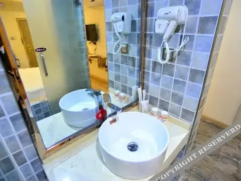 Наньнин: 南宁欣达利尔酒店