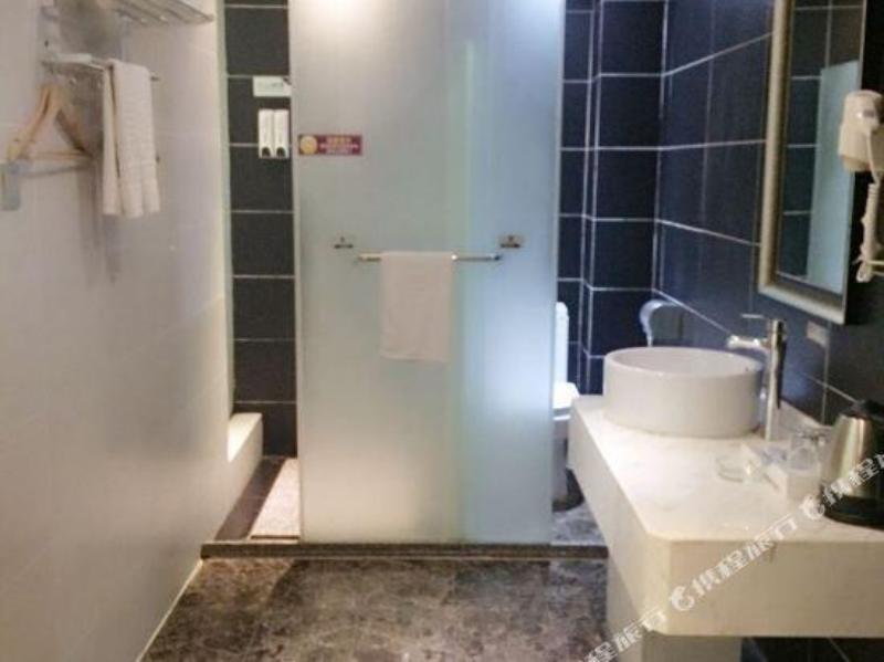 Хэчжоу: Youcheng Hotel (Hezhou Fu'anju Branch)